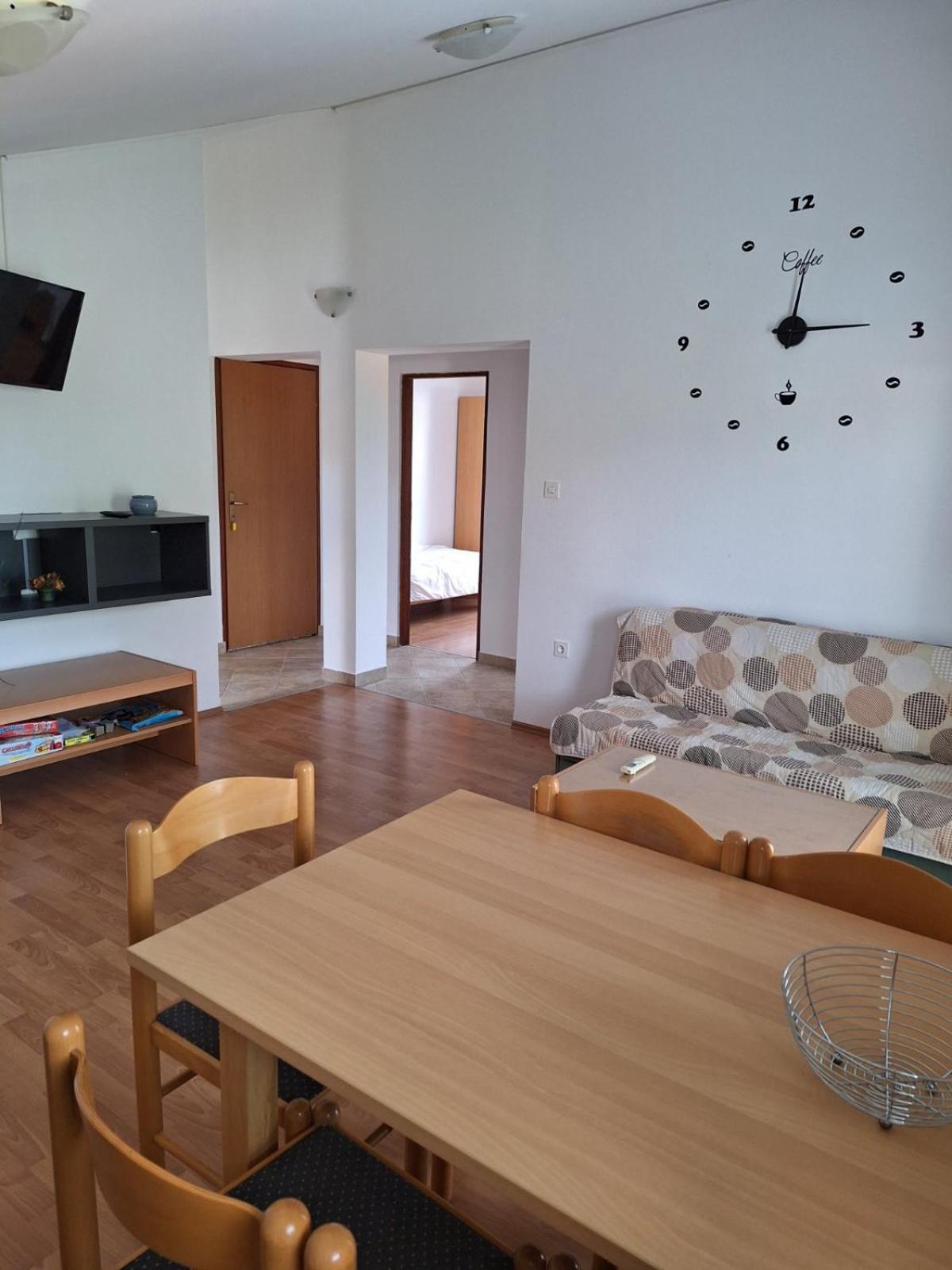 Apartmani Romana Punat Exterior foto